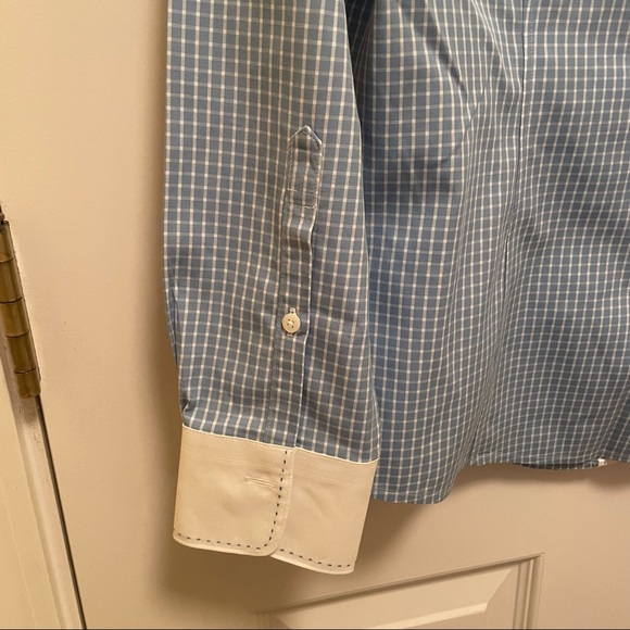 Brooks Brothers Women's Fitted Dress Up Shirt with Contrasting Cuffs - Picture 7 of 7